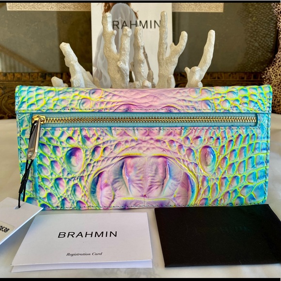 “EYE”💕🍭COTTON CANDY🍭💕 OMBRE BRAHMIN ADY WALLET NWT - Picture 3 of 7